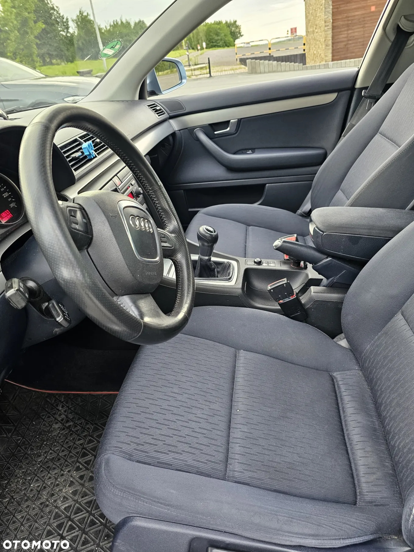Audi A4 Avant 1.8 T - 10