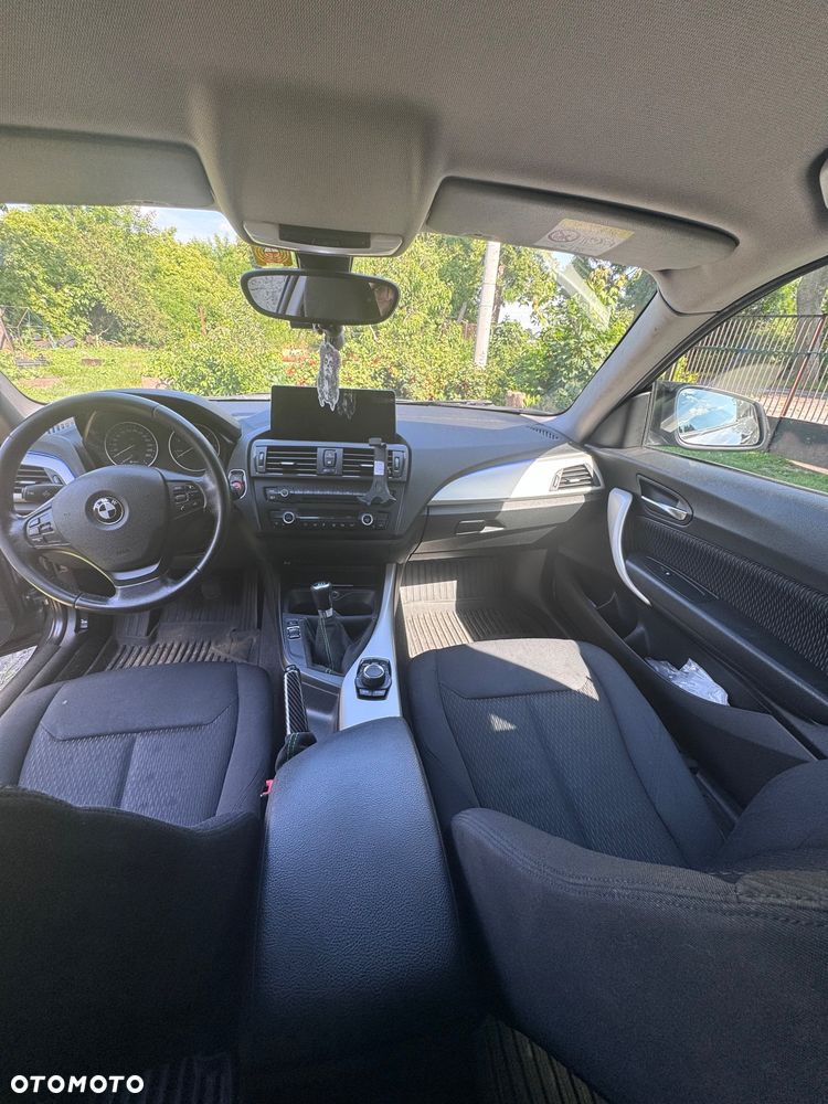 BMW Seria 1 116d - 13
