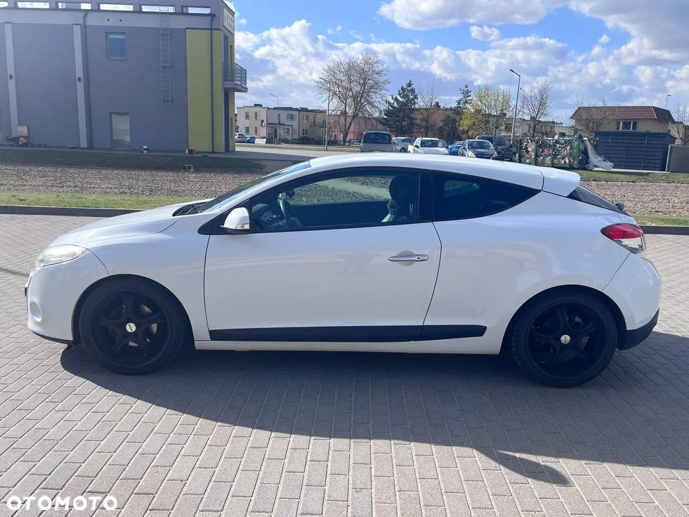 Renault Megane 1.9 dCi FAP Dynamique - 2