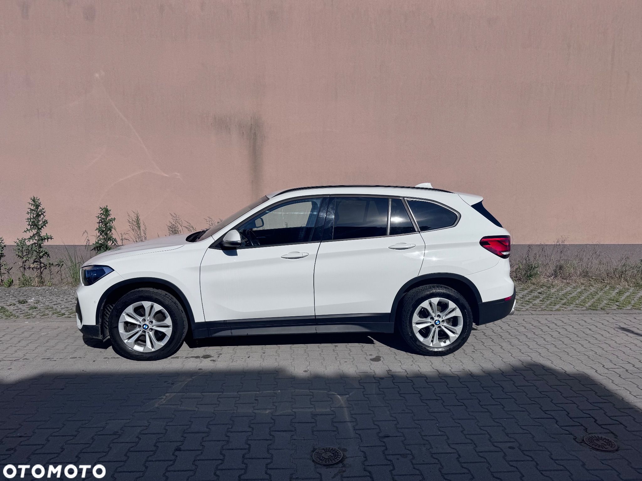 BMW X1 sDrive18i GPF Sport Line - 1