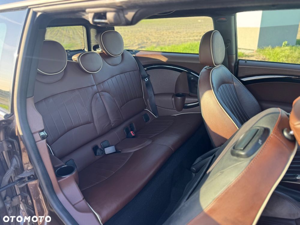 MINI Clubman Cooper SD - 26