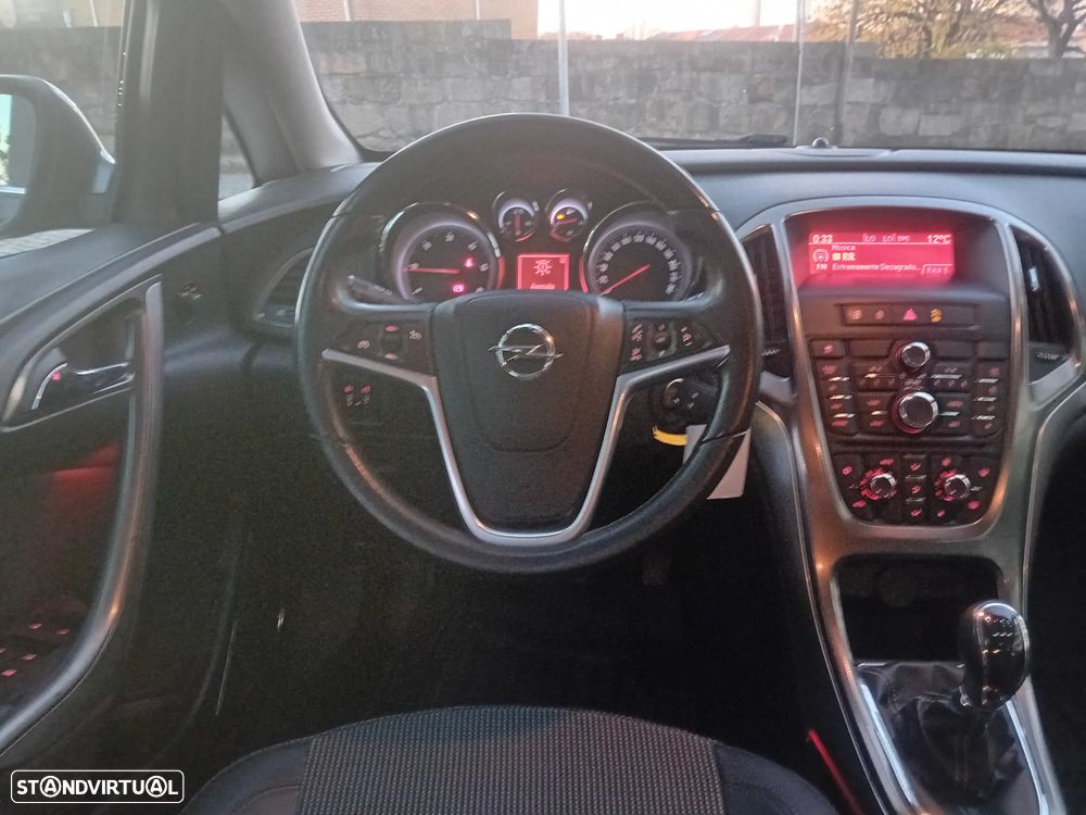 Opel Astra Caravan 1.7 CDTi Cosmo Plus - 13