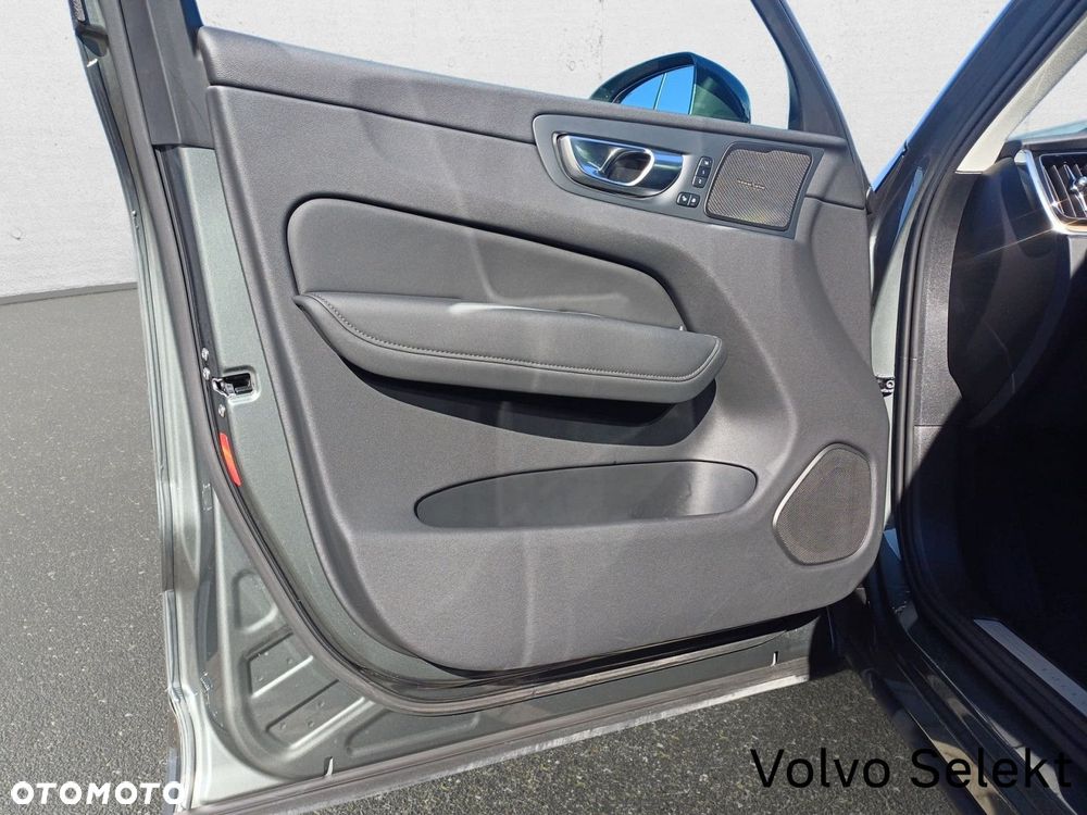 Volvo XC 60 - 12