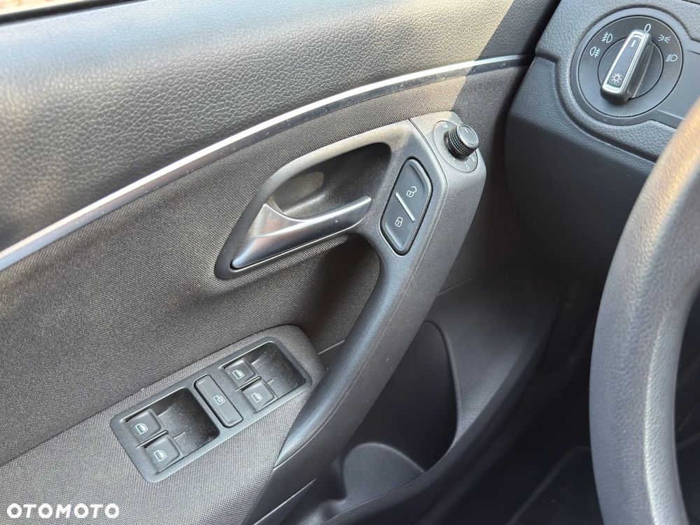 Volkswagen Polo 1.2 TSI Life - 21