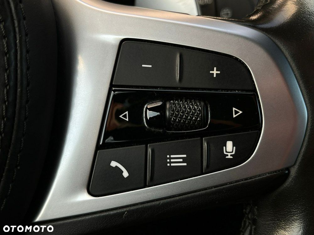 BMW Seria 5 520d xDrive M Sport Edition - 19