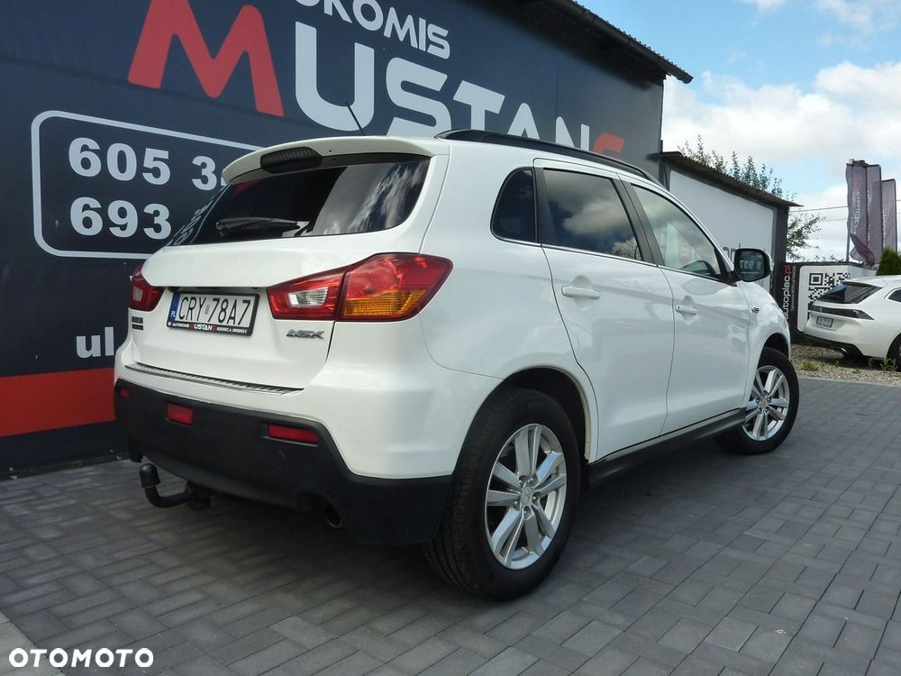 Mitsubishi ASX - 4