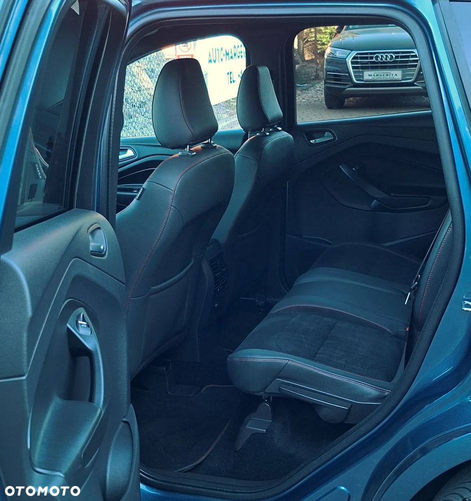 Ford Kuga 2.0 TDCi 4x4 ST-Line - 21