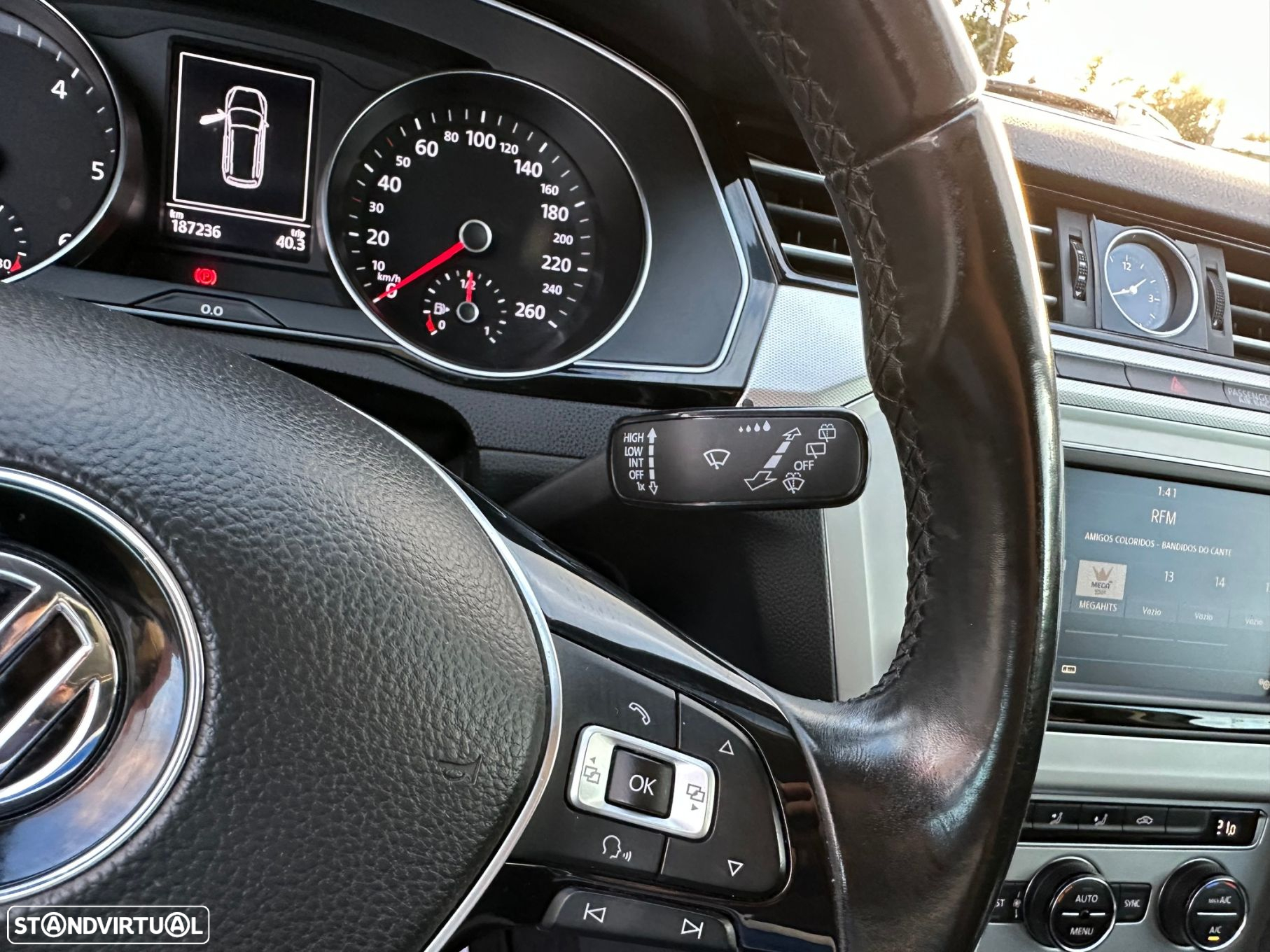 VW Passat Variant 1.6 TDI BlueMotion - 13