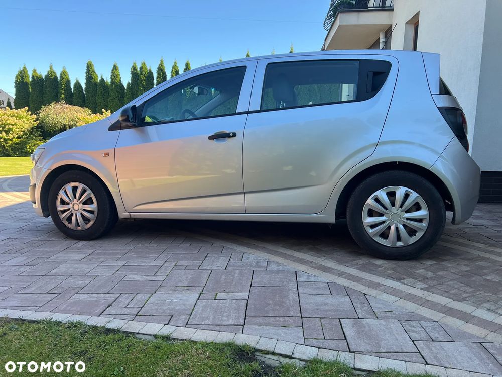 Chevrolet Aveo 1.2 LS - 8