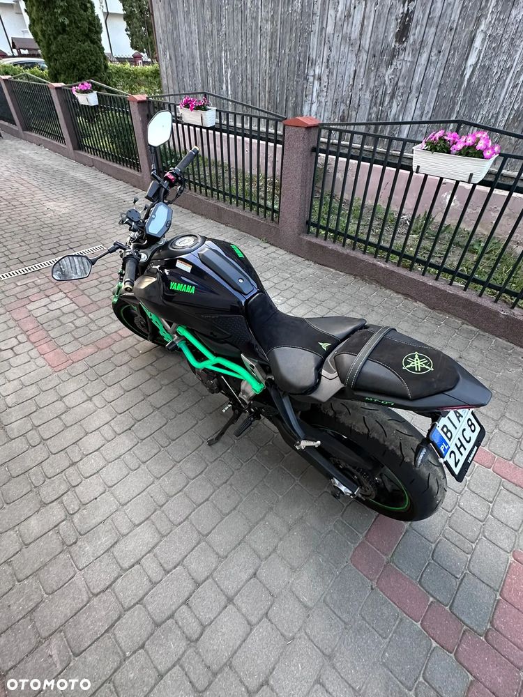 Yamaha MT - 4