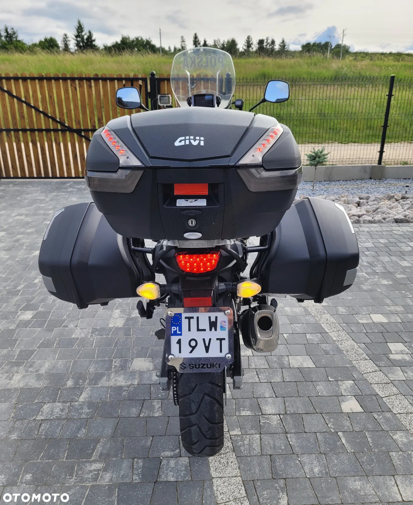 Suzuki V-STROM - 23
