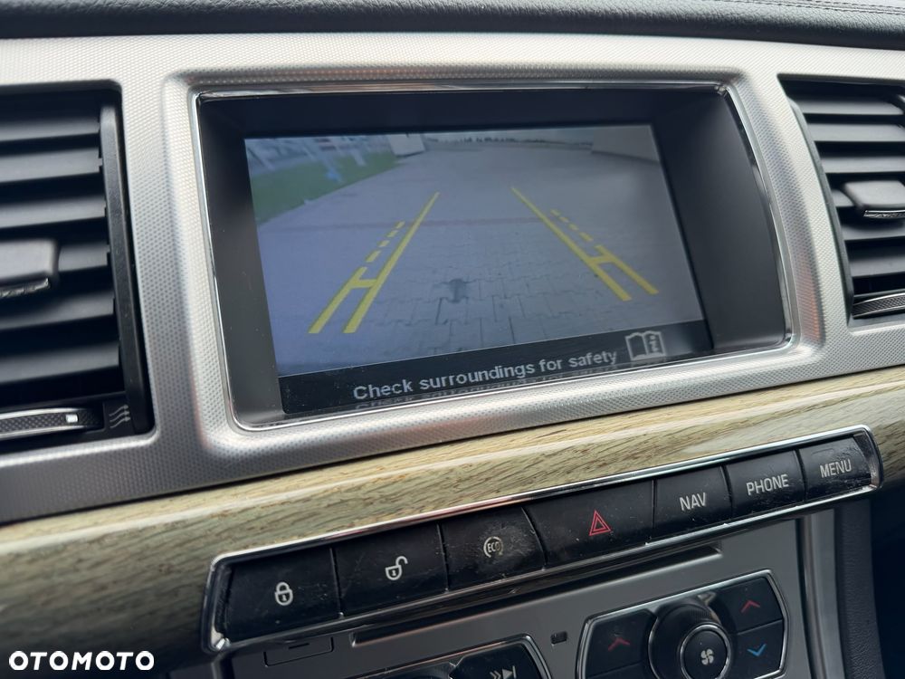 Jaguar XF 3.0 V6 D Premium Luxury - 18