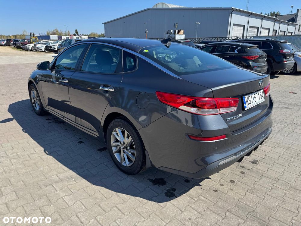 Kia Optima - 5