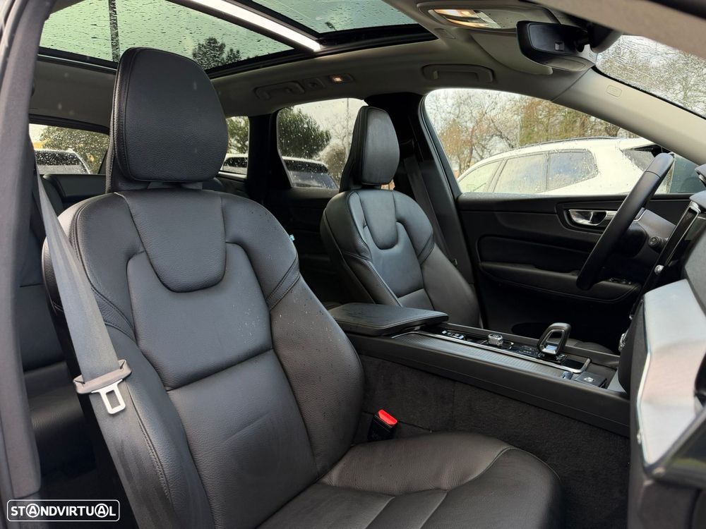 Volvo XC 60 2.0 T6 PHEV Inscription Expression AWD - 21