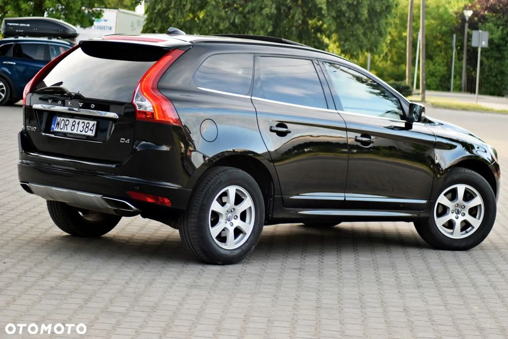 Volvo XC 60 D4 Drive-E Momentum - 20
