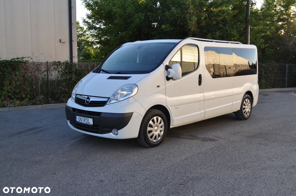 Opel Vivaro - 1