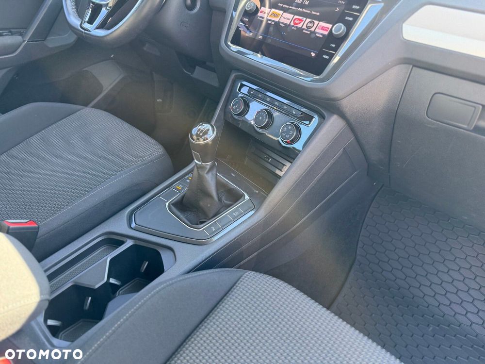 Volkswagen Tiguan 1.5 TSI EVO Comfortline - 15