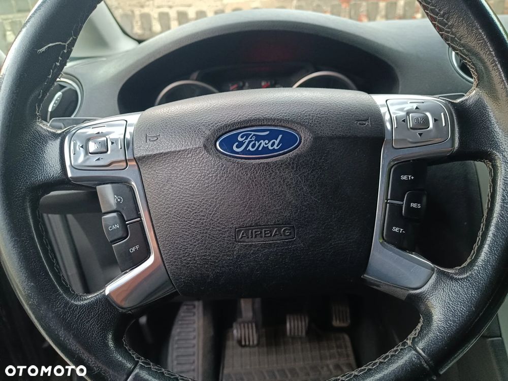 Ford Galaxy 2.0 TDCi Trend - 18