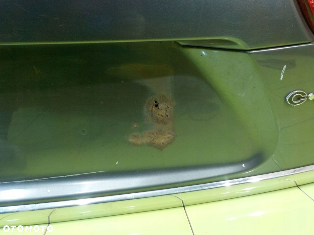 CITROEN C-CROSSER 2.2 HDI 08r 5D klapa tyl - 6