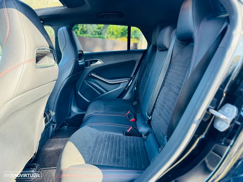 Mercedes-Benz CLA 220 d AMG Line Aut. - 22
