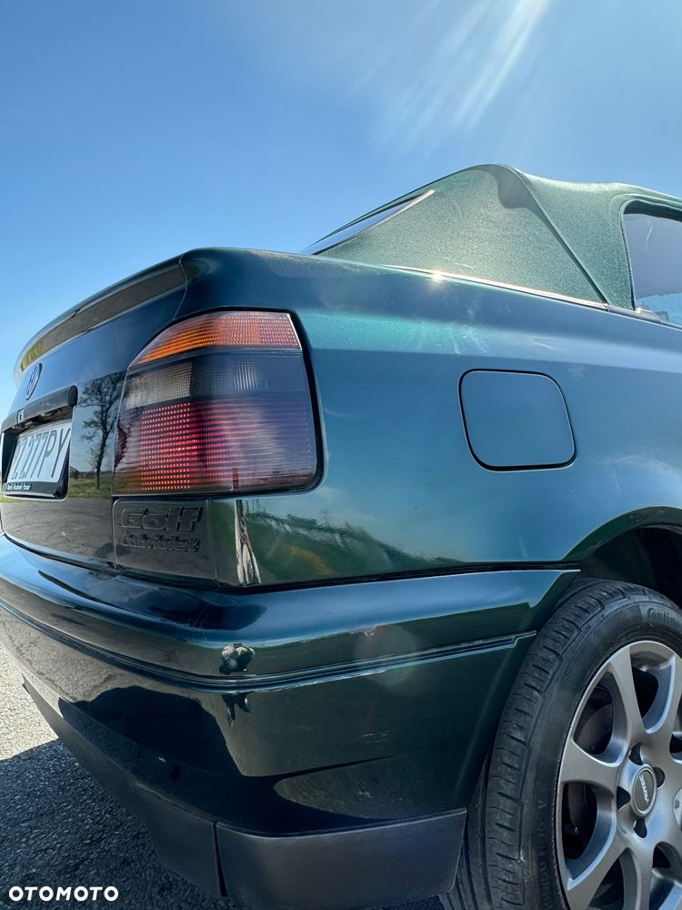 Volkswagen Golf - 11