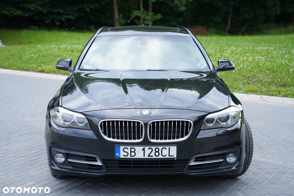 BMW Seria 5 520d Touring Sport Line - 4