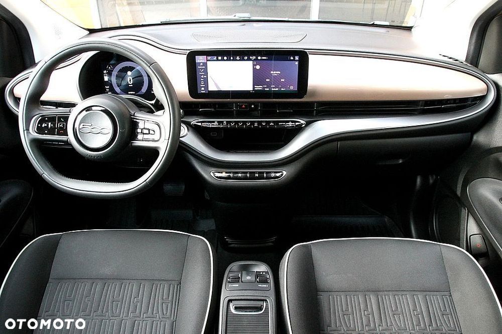 Fiat 500e - 32