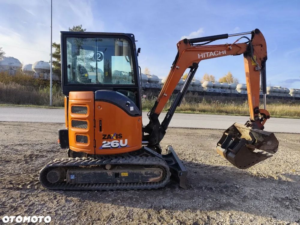 Hitachi ZAXIS 26U - 2