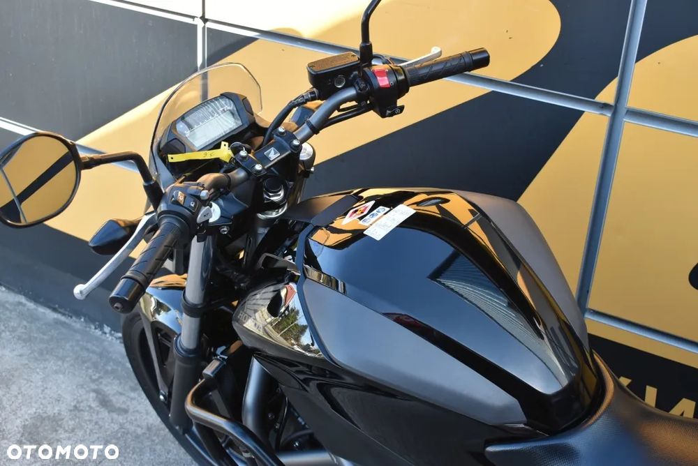 Honda NC - 12