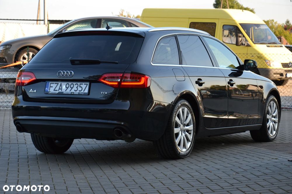 Audi A4 Avant 2.0 TDI DPF multitronic Attraction - 9