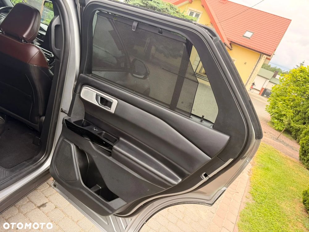 Ford Explorer EcoBoost Plug-in Hybrid PLATINUM - 28