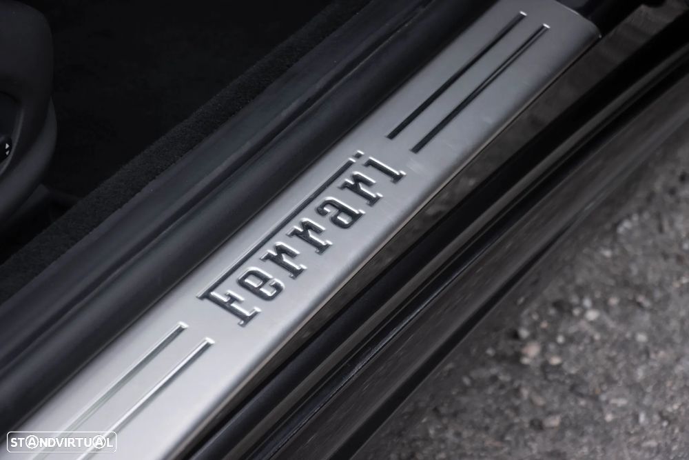 Ferrari California - 43