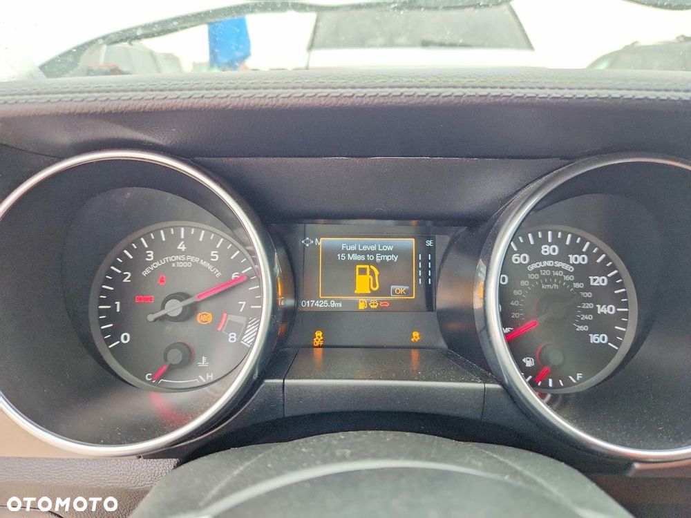 Ford Mustang 5.0 V8 GT - 11