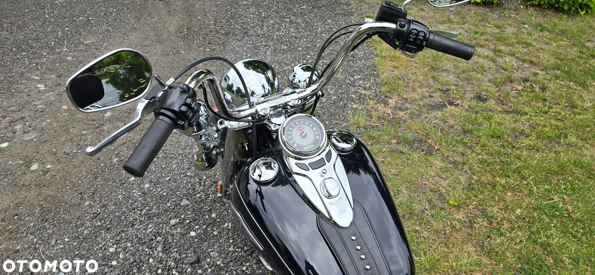 Harley-Davidson Softail Heritage Classic - 19