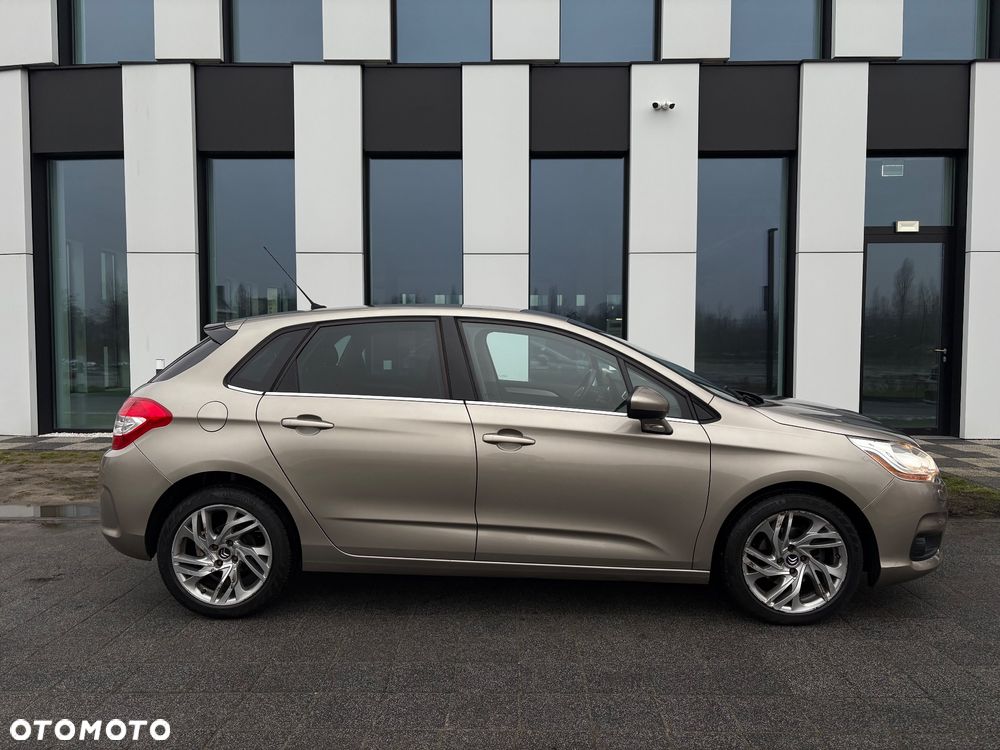 Citroën C4 1.6 HDi SX - 4