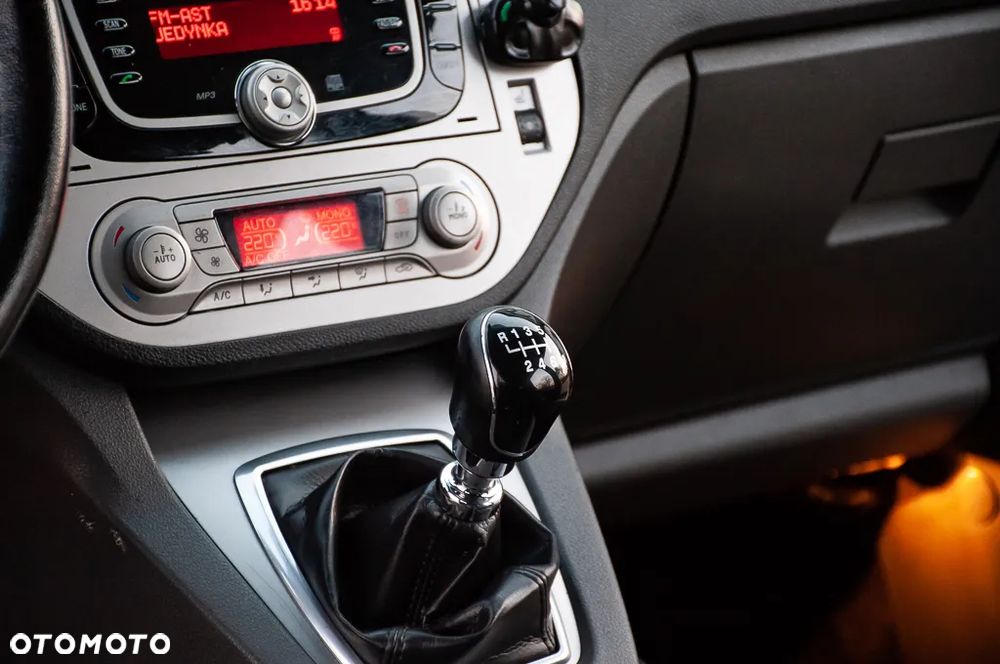 Ford Kuga 2.0 TDCi Titanium - 35