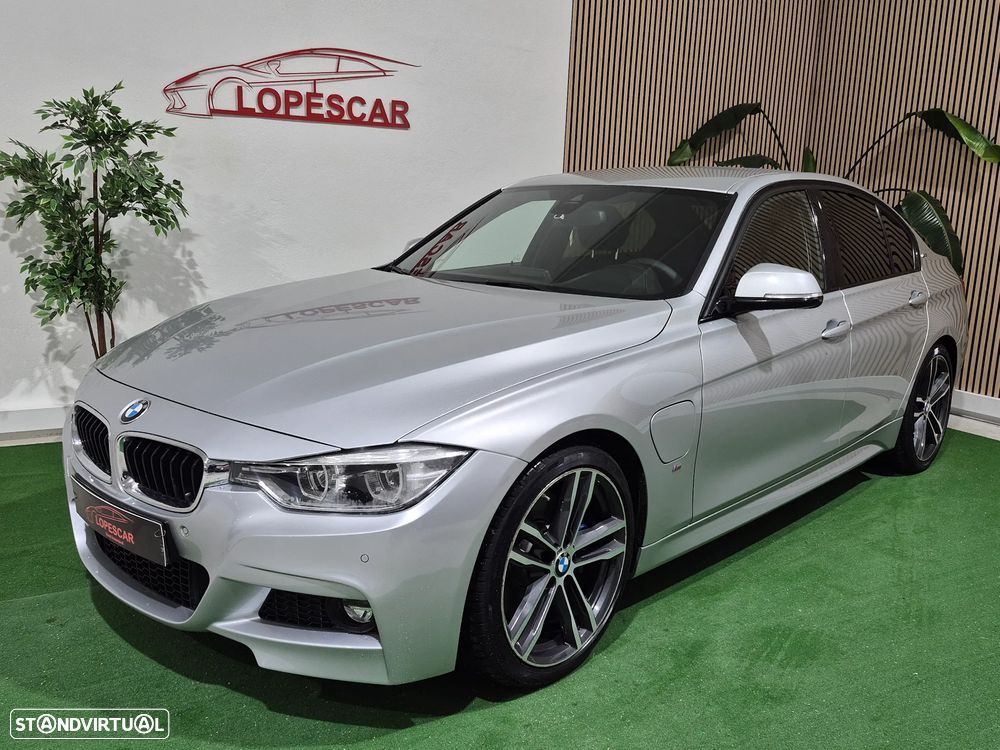BMW 330 e iPerformance Pack M - 1