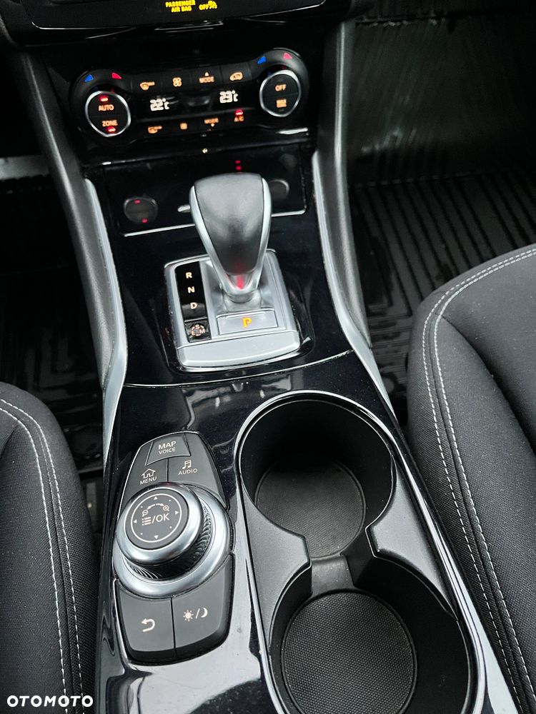 Infiniti Q30 1.6t Premium 7DCT - 22