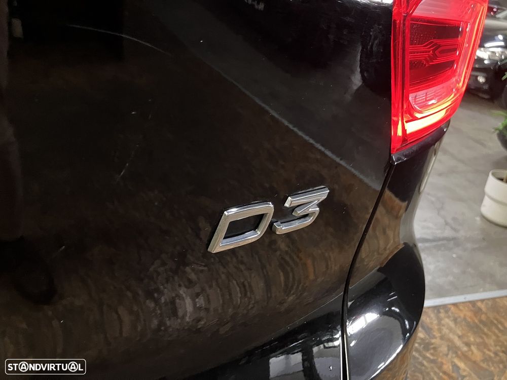 Volvo XC 40 2.0 D3 Momentum Plus - 12