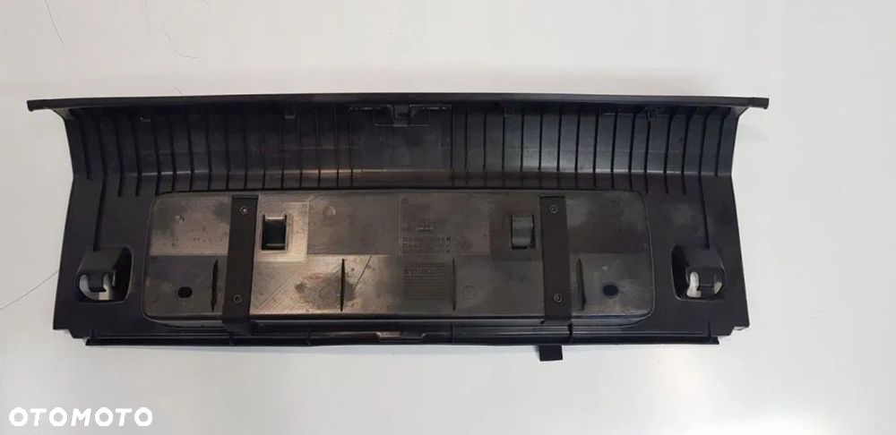OSŁONA PASA TYLNEGO VW JETTA 1K5863485 - 4