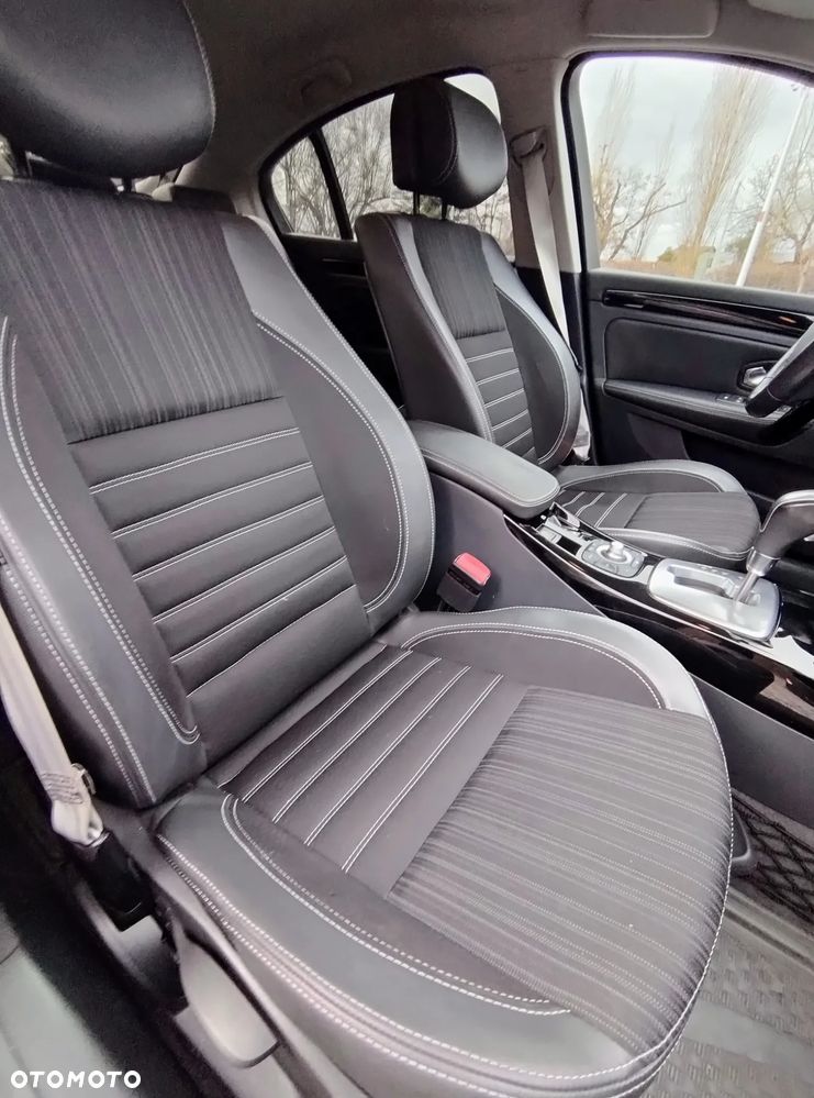 Renault Laguna 2.0 dCi Bose Edition - 30