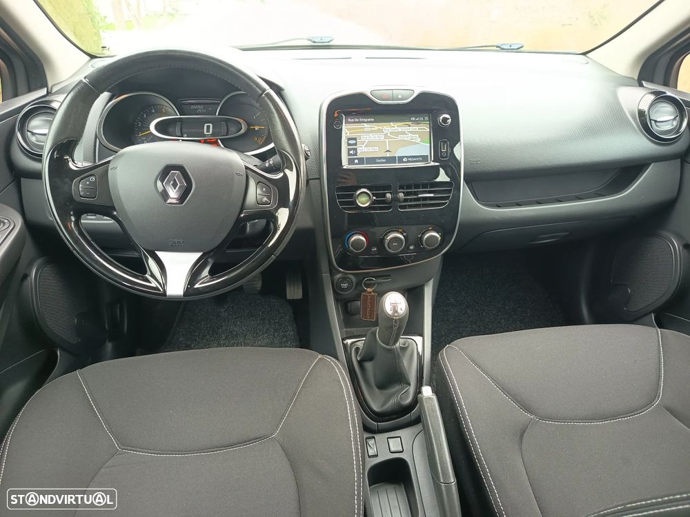 Renault Clio Sport Tourer dCi 90 Dynamique - 16
