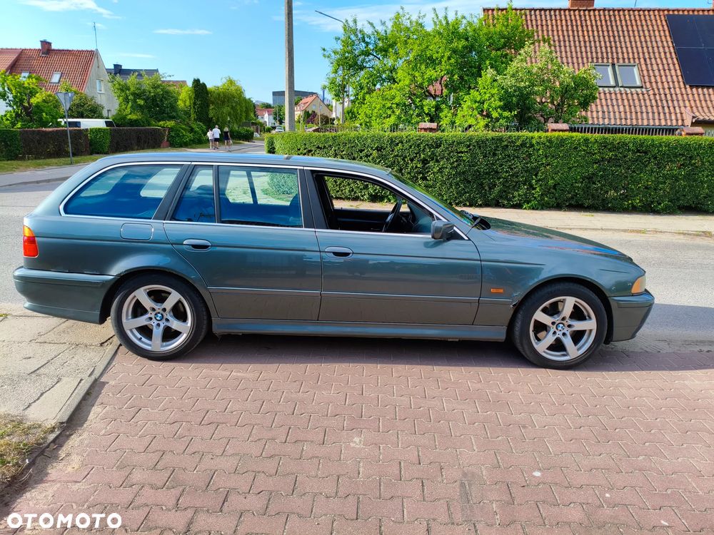 BMW Seria 5 530d Touring - 14