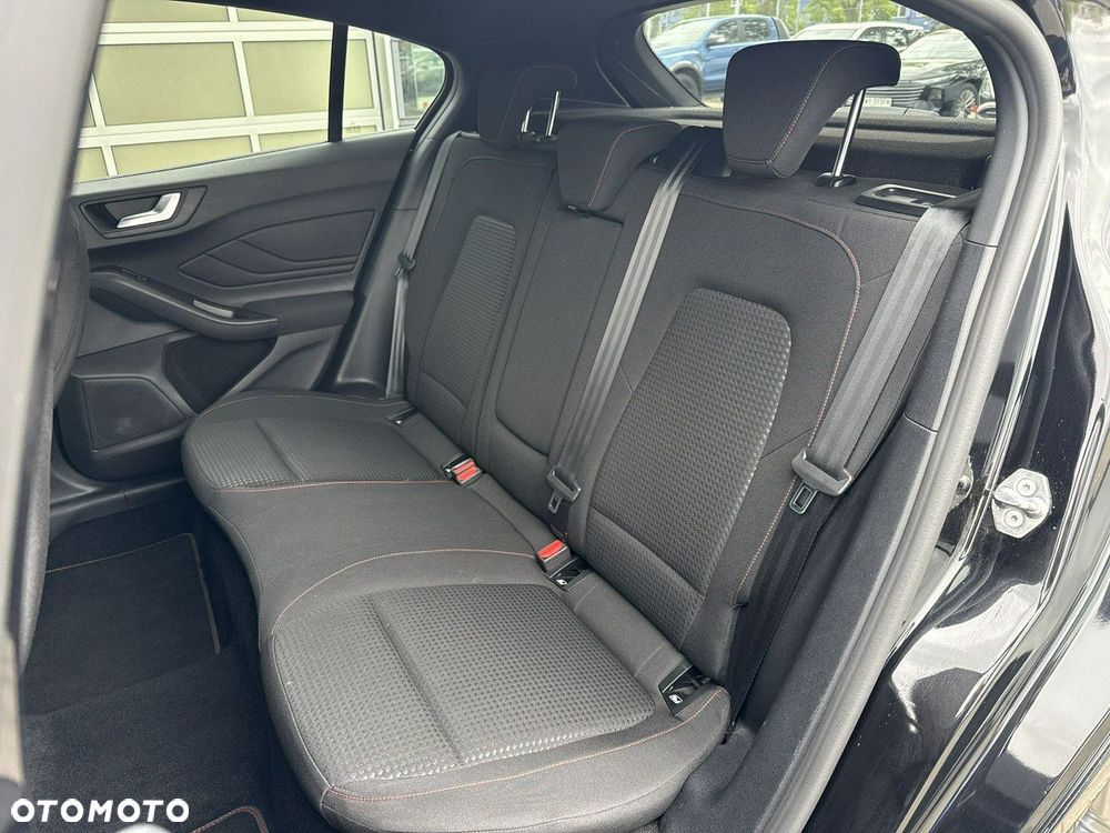 Ford Focus - 16