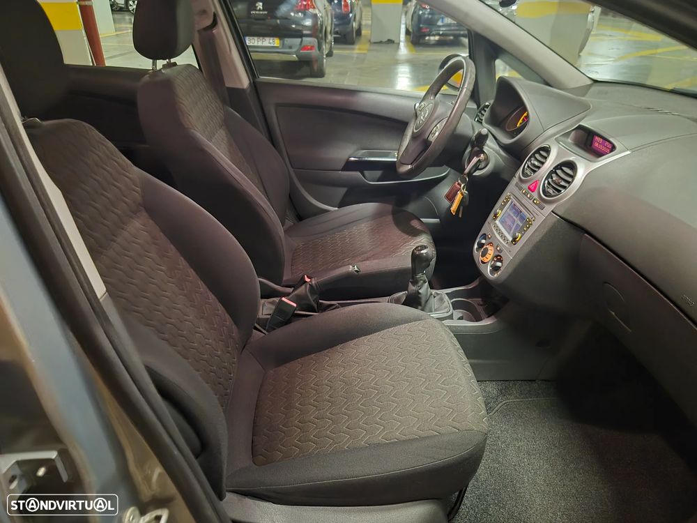 Opel Corsa 1.2 Connect - 35