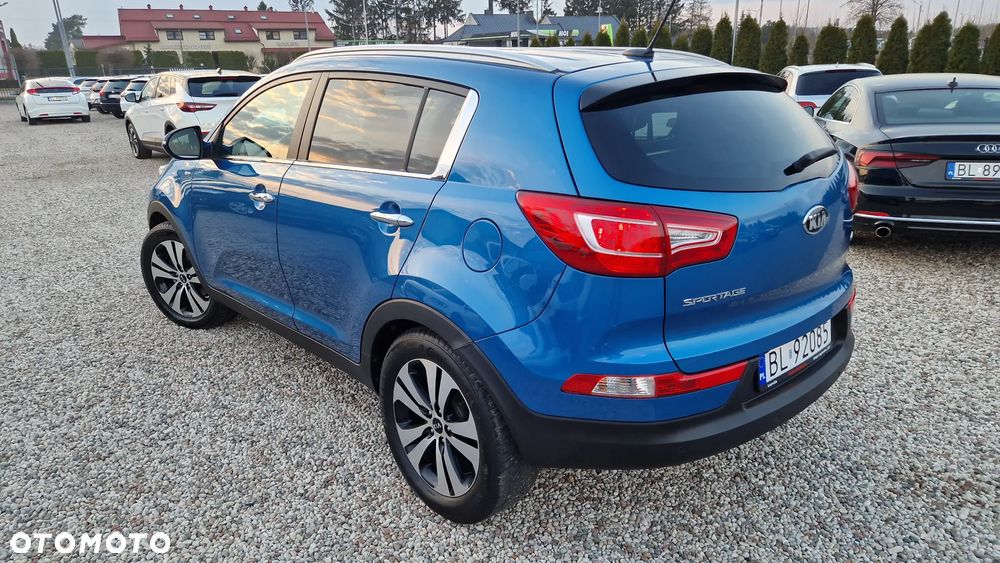 Kia Sportage 2.0 CRDI 4WD Automatik Spirit - 3