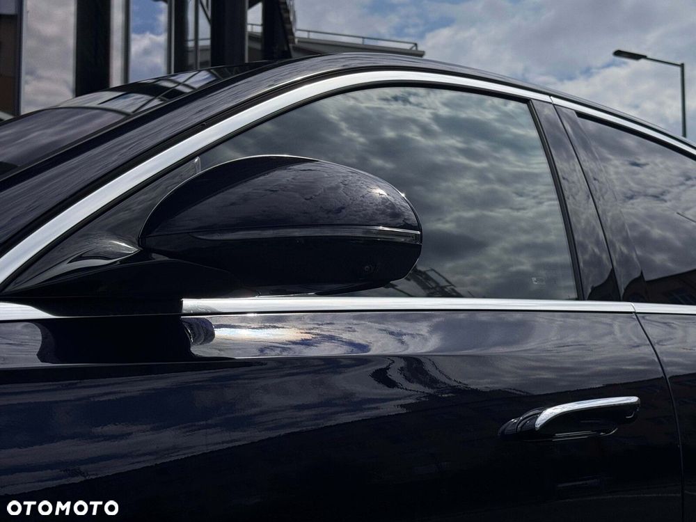 Mercedes-Benz Klasa E 220 d mHEV 4-Matic Exclusive 9G-Tronic - 17