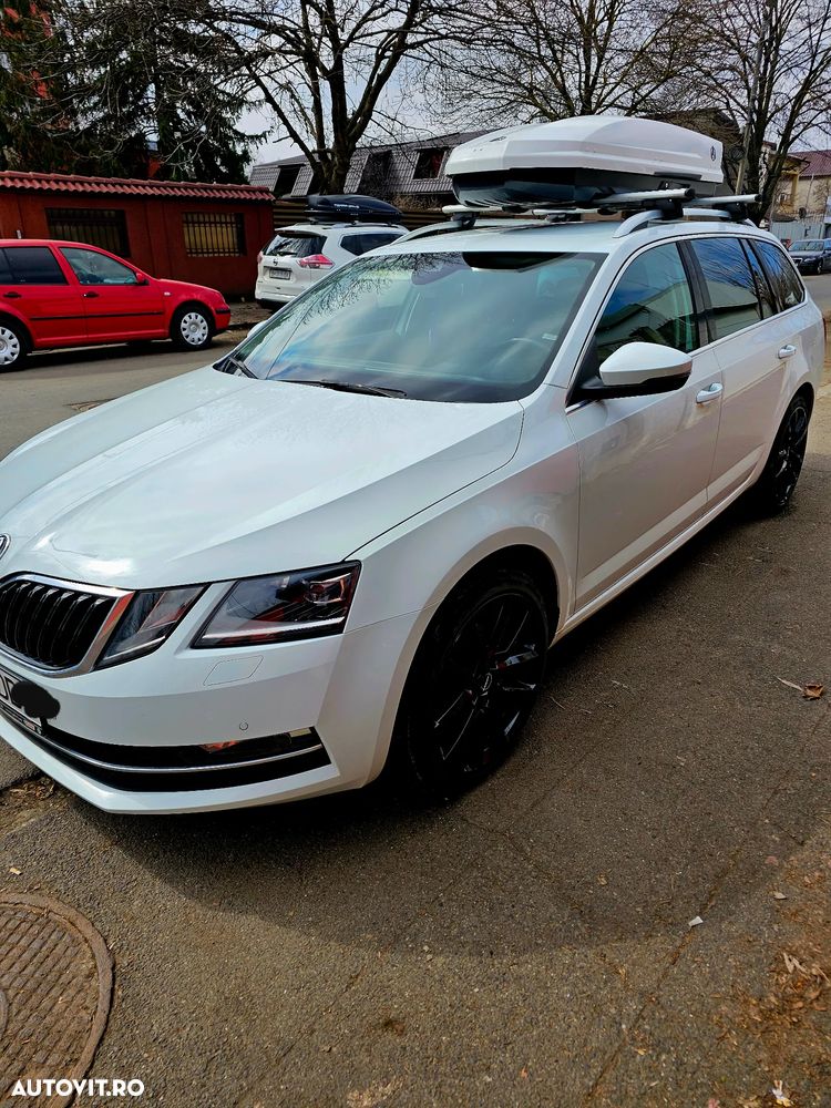 Skoda Octavia 1.6 TDI DSG Style - 2