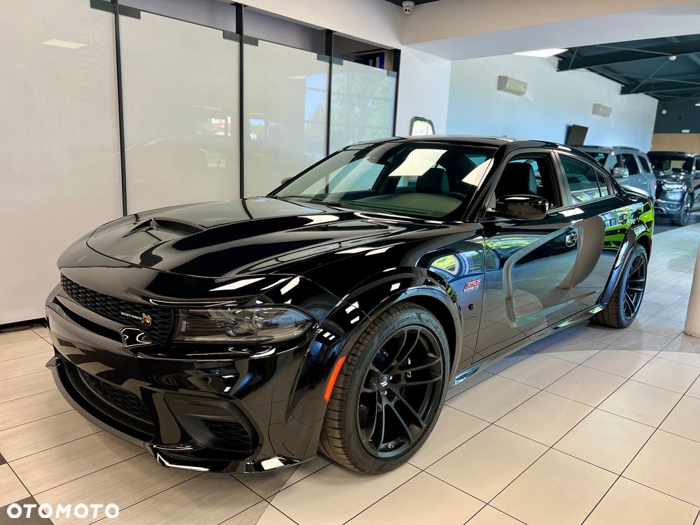 Dodge Charger 6.4 Scat Pack Widebody - 2