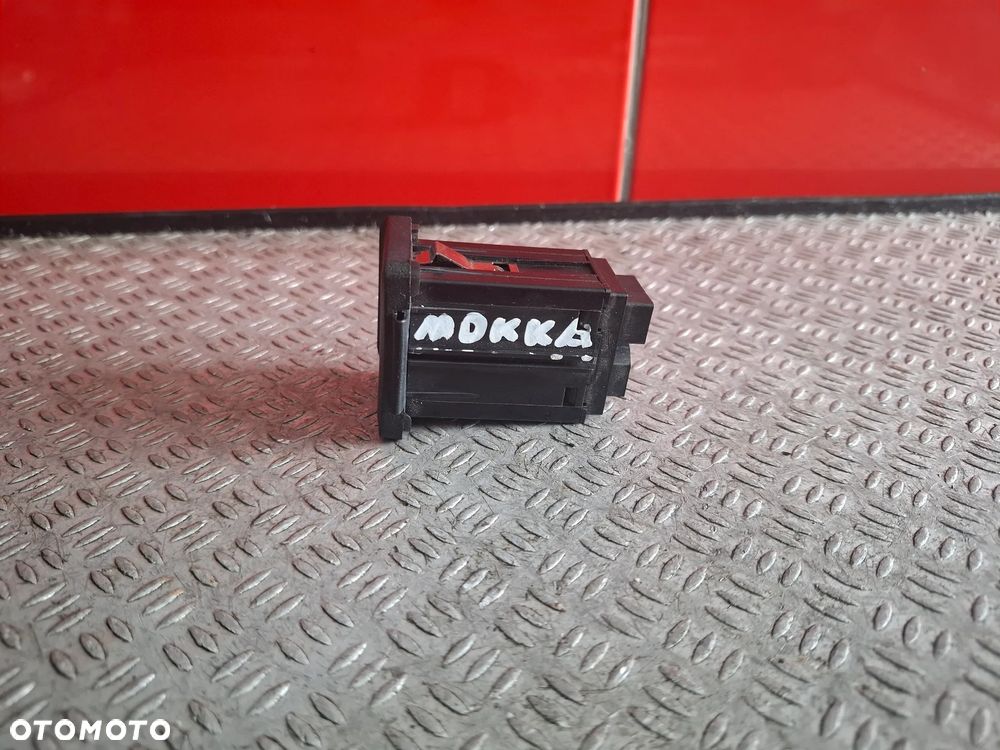 Gniazdo AUX USB Opel Mokka A 2015 rok nr 20874710 - 2